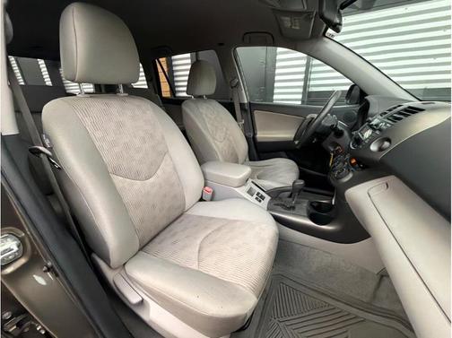 2011 Toyota RAV4 Sport