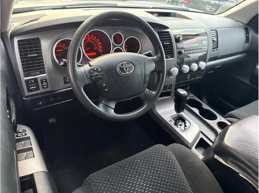 2011 Toyota Tundra Grade