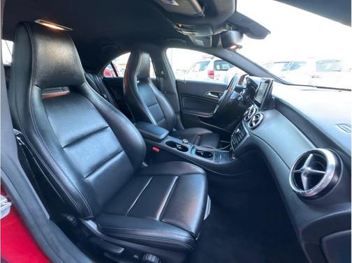 2016 Mercedes-Benz CLA-Class Base