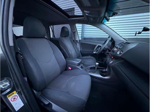 2009 Toyota RAV4 Sport