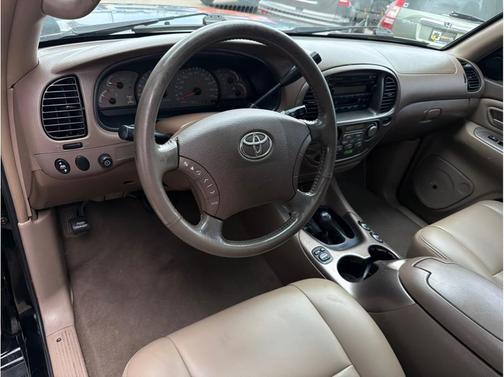 Black 2004 Toyota Sequoia Limited