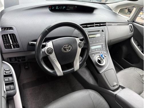 2010 Toyota Prius One