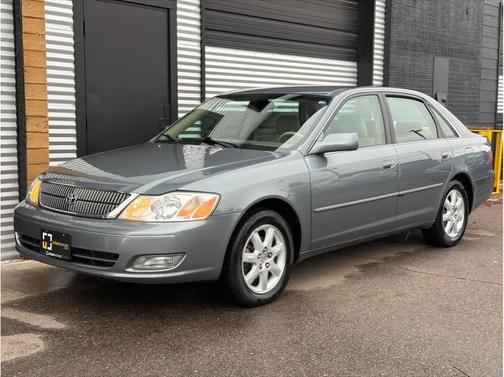 2001 Toyota Avalon XLS