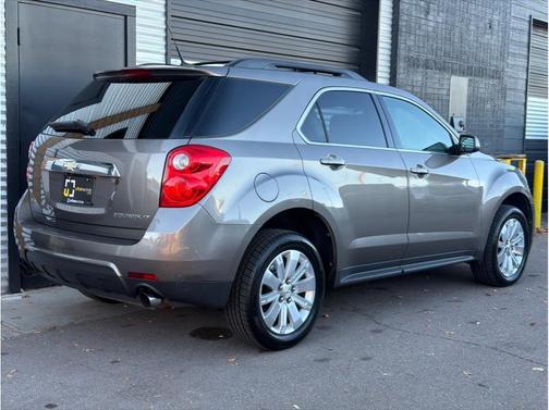 2011 Chevrolet Equinox 2LT