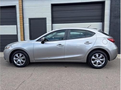 2015 Mazda Mazda3 i Sport