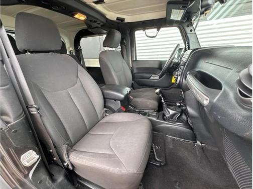 2017 Jeep Wrangler Sport