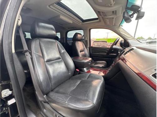 2008 Cadillac Escalade Base