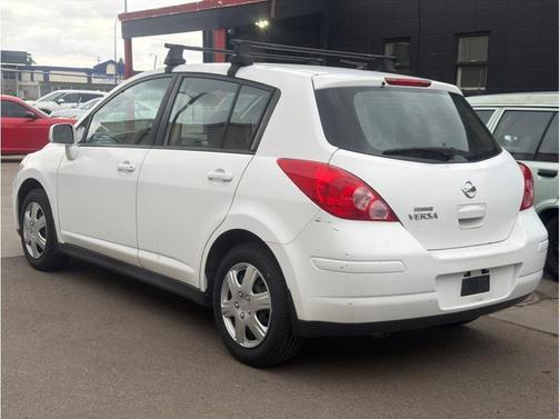 Fresh Powder 2011 Nissan Versa 1.8 S