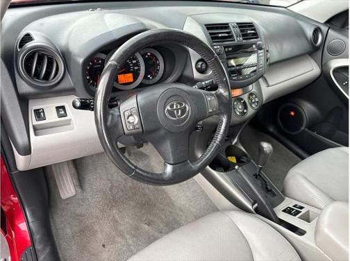 2011 Toyota RAV4 Limited