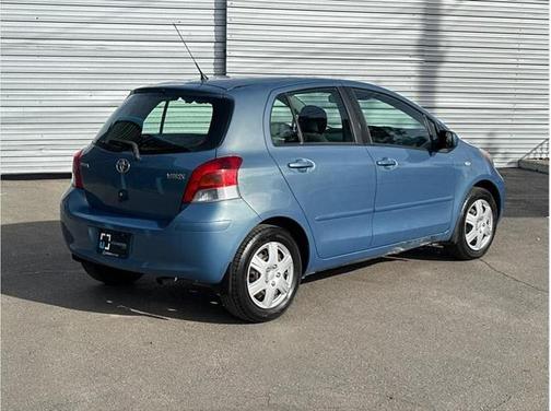 2010 Toyota Yaris Base