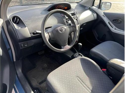 2010 Toyota Yaris Base
