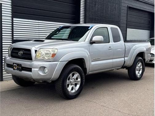 2006 Toyota Tacoma Base