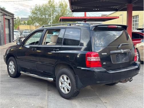 2001 Toyota Highlander Base