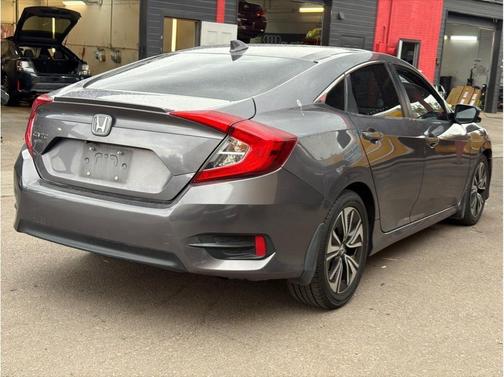 Modern Steel Metallic 2017 Honda Civic EX-T