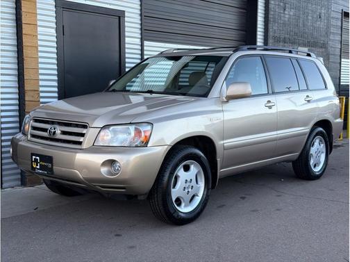 2005 Toyota Highlander Base
