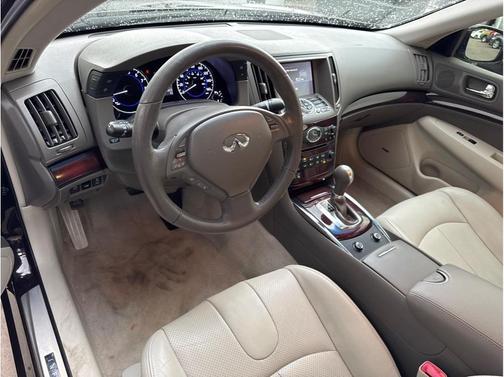 2012 INFINITI G37 Journey