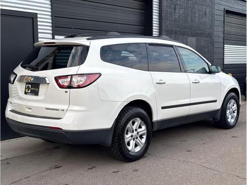 2014 Chevrolet Traverse LS