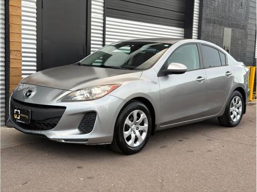 2013 Mazda Mazda3 i SV