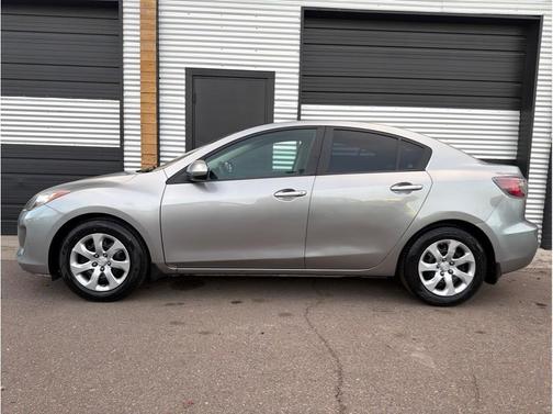 2013 Mazda Mazda3 i SV