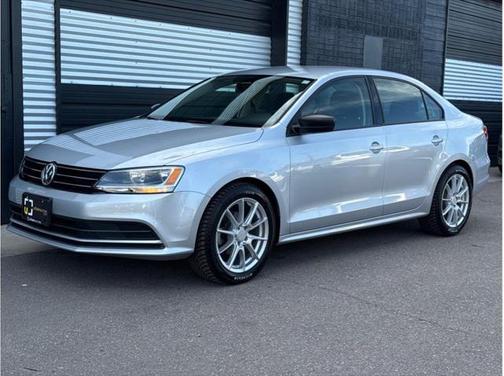 2015 Volkswagen Jetta Auto S w/Technology