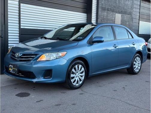 2013 Toyota Corolla LE