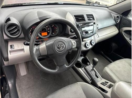 2009 Toyota RAV4 Base