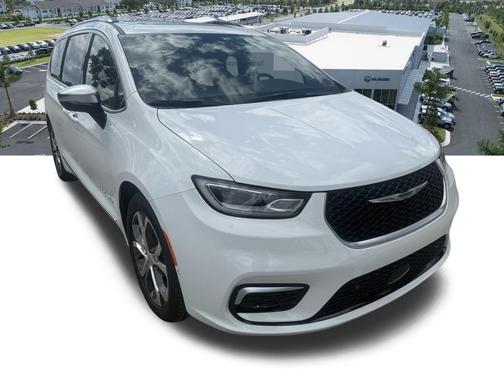 2026 Chrysler Pacifica L