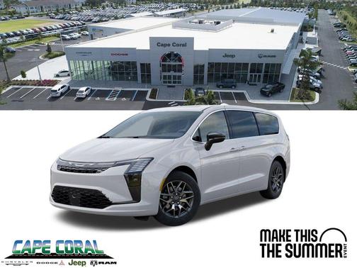 Bright White Clearcoat 2027 Chrysler Pacifica Limited