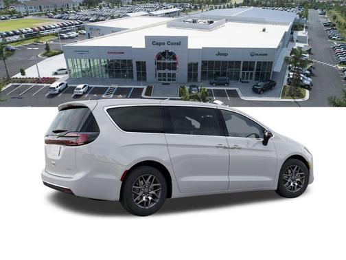 Bright White Clearcoat 2027 Chrysler Pacifica Limited