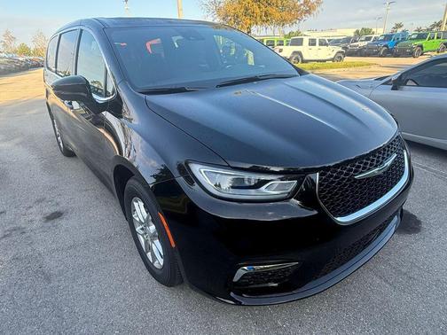 2026 Chrysler Pacifica L