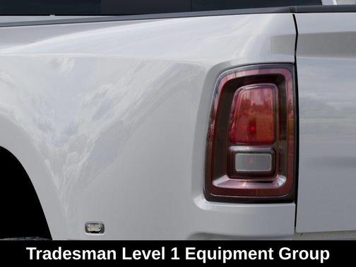 2026 RAM 3500 Tradesman Crew Cab 4x4 8' Box