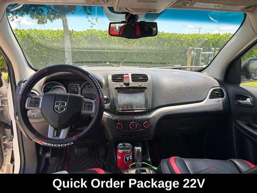 White 2015 Dodge Journey Crossroad