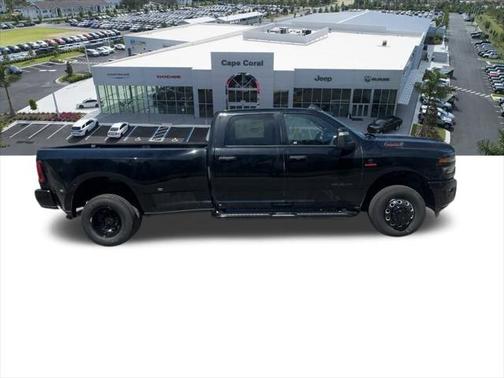 2025 RAM 3500 Big Horn Crew Cab 4x4 8' Box