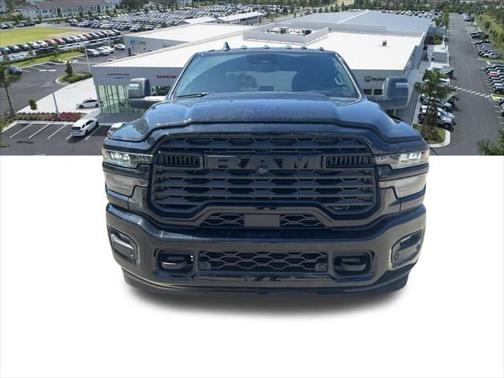 2025 RAM 3500 Big Horn Crew Cab 4x4 8' Box