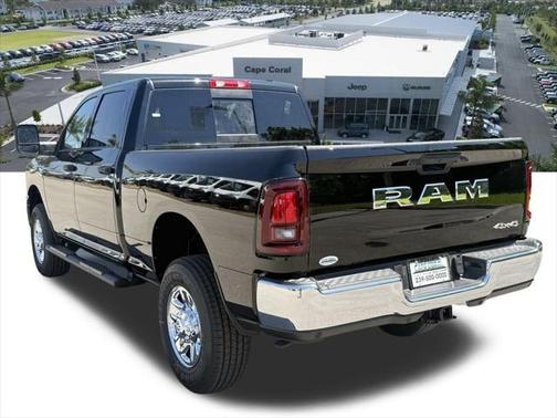 2025 RAM 2500 Tradesman Crew Cab 4x4 6'4' Box
