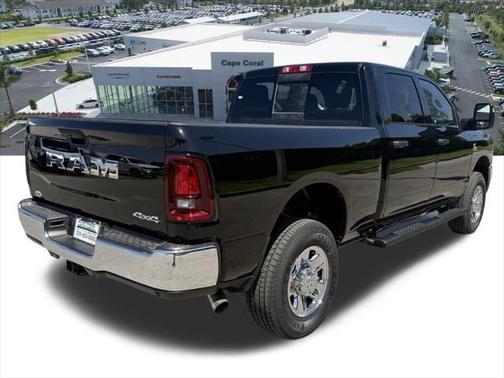 2025 RAM 2500 Tradesman Crew Cab 4x4 6'4' Box