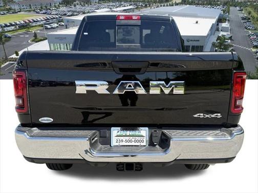 2025 RAM 2500 Tradesman Crew Cab 4x4 6'4' Box