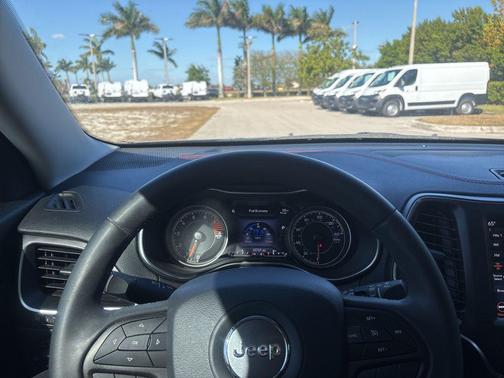 2020 Jeep Cherokee Trailhawk