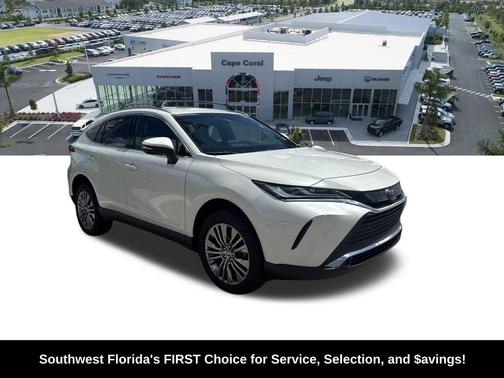 Blizzard Pearl 2022 Toyota Venza XLE