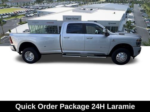 2026 RAM 3500 Laramie Crew Cab 4x4 8' Box