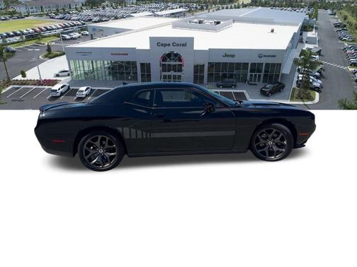 2018 Dodge Challenger SXT