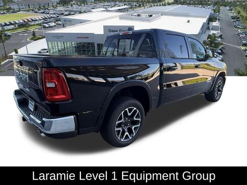 Diamond Black Crystal Pearlcoat 2026 RAM 1500 Laramie