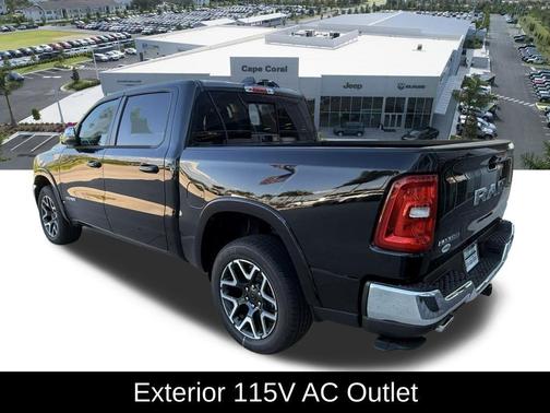 Diamond Black Crystal Pearlcoat 2026 RAM 1500 Laramie
