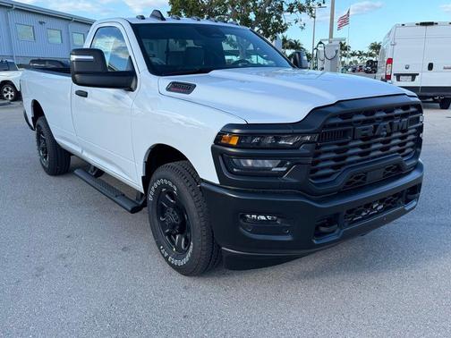 2026 RAM 2500 Tradesman Regular Cab 4x2 8' Box