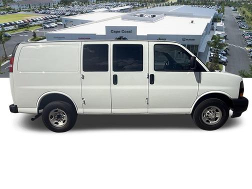 2020 Chevrolet Express 2500 RWD 2500 Regular Wheelbase WT