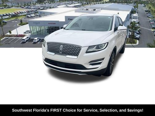 White Platinum Metallic Tri-Coat 2019 Lincoln MKC Reserve