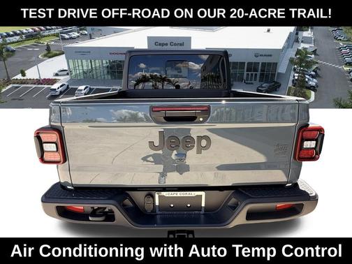 2026 Jeep Gladiator Willys 4x4