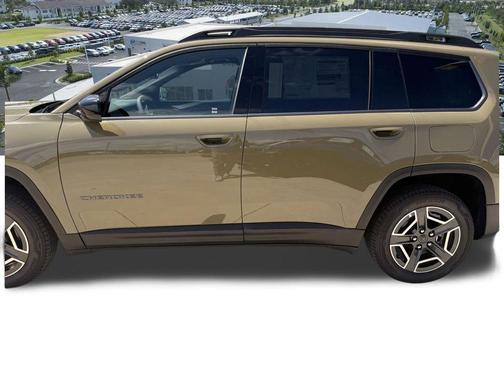 2026 Jeep Cherokee Laredo 4x4