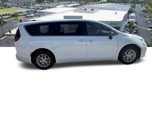 2026 Chrysler Pacifica L