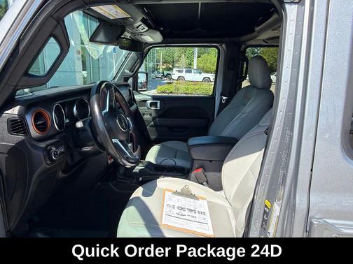 Billet Silver Metallic Clearcoat 2021 Jeep Gladiator Mojave 4x4